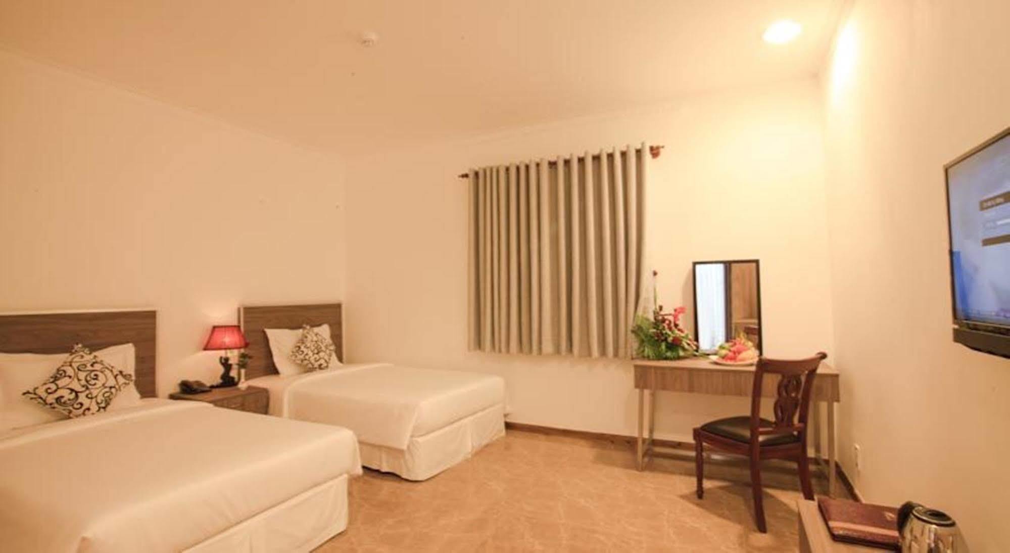 Den Long Do Hotel Να Τρανγκ Εξωτερικό φωτογραφία