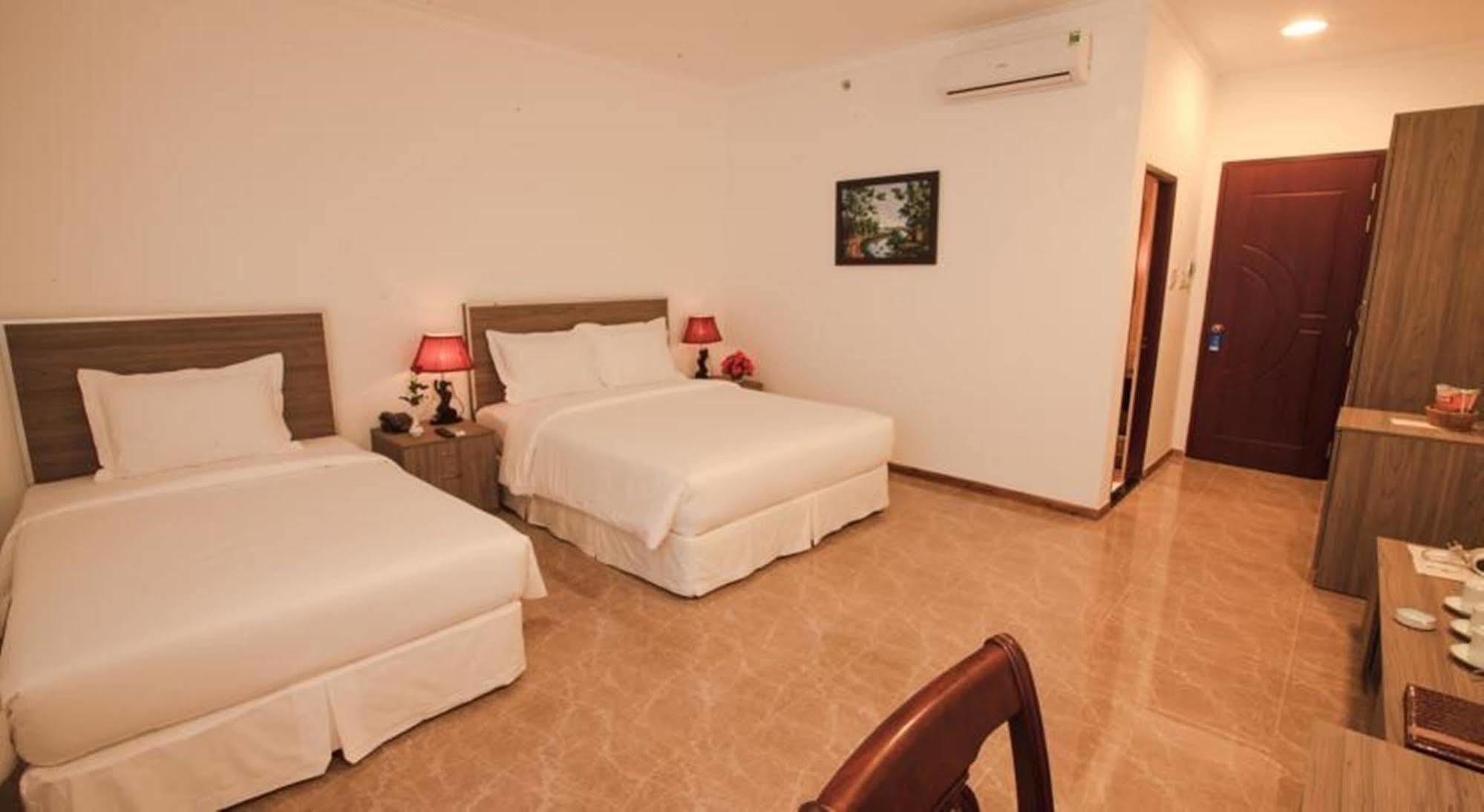 Den Long Do Hotel Να Τρανγκ Εξωτερικό φωτογραφία